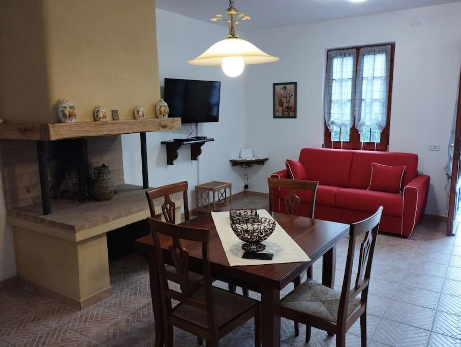 Villa Degli Ulivi Tivegna Luaran gambar