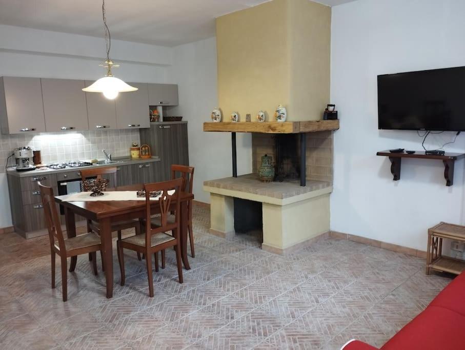 Villa Degli Ulivi Tivegna Luaran gambar